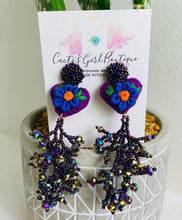 Load image into Gallery viewer, Love  Earring
