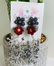Load image into Gallery viewer, Love  Earring
