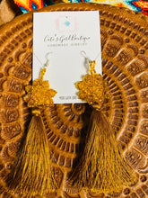 Load image into Gallery viewer, Flor Lola Earrings
