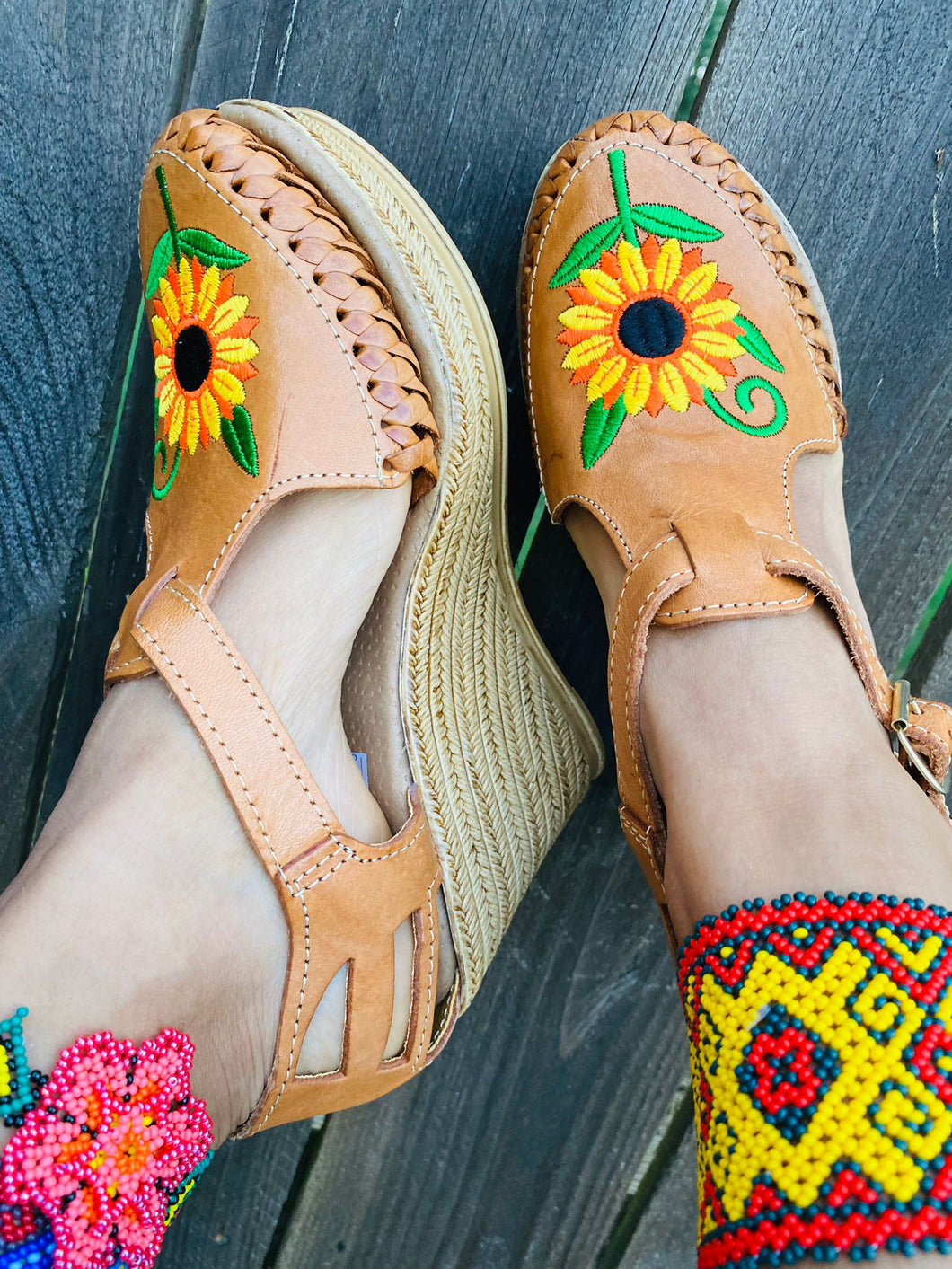 Sunflower Platform - Tan