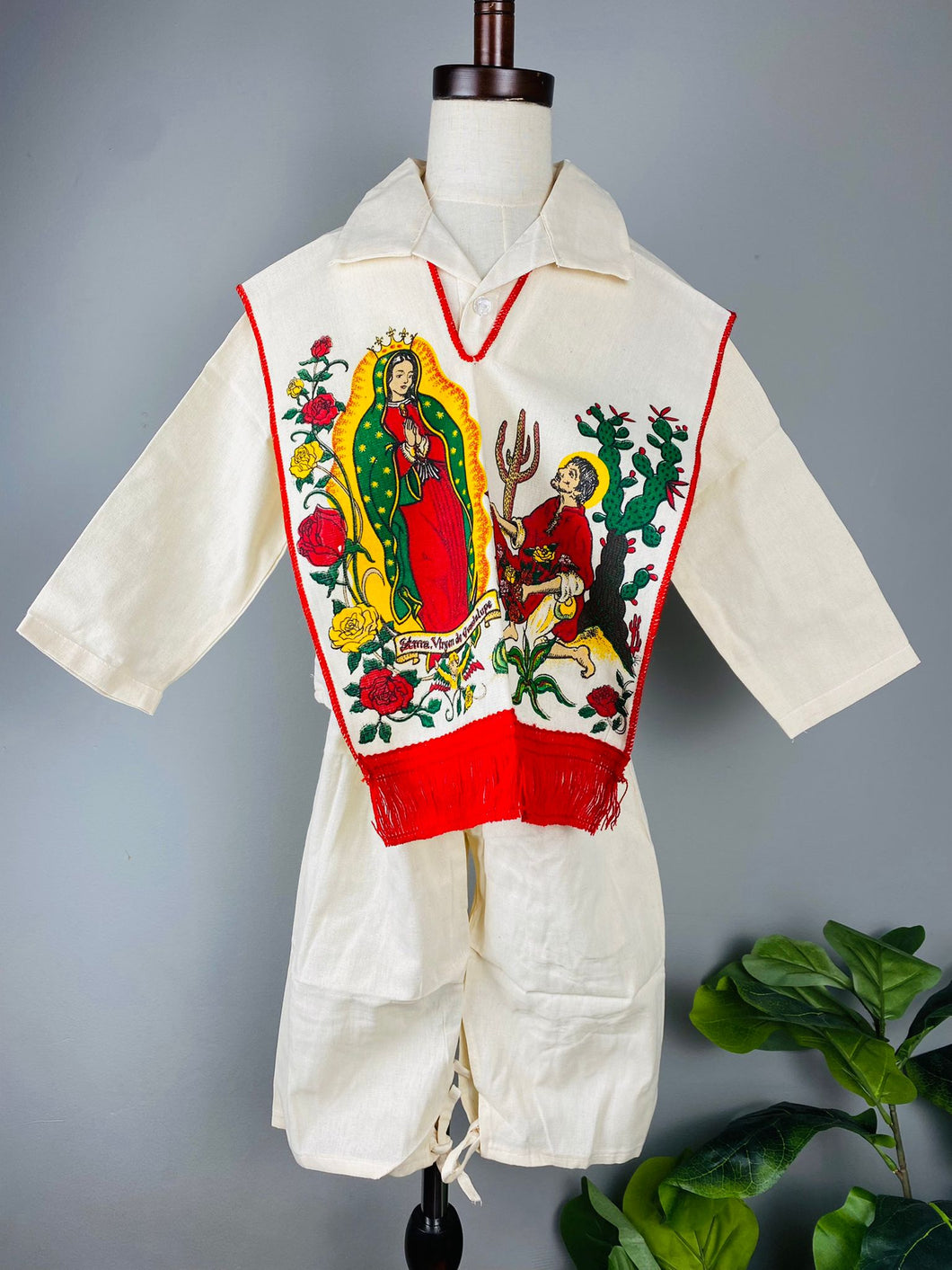 Traje Juan Diego