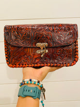Load image into Gallery viewer, Teresa Crossbody Purse

