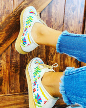 Load image into Gallery viewer, Loafers Otomi - White

