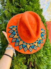 Load image into Gallery viewer, Huichol Suede Hat
