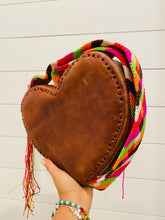 Load image into Gallery viewer, Corazón Crossbody Purse
