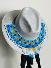 Load image into Gallery viewer, Huichol Suede Hat
