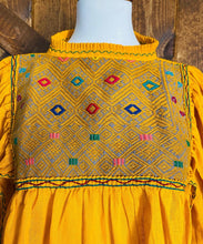 Load image into Gallery viewer, Mariposa Telar Tunic Blouse
