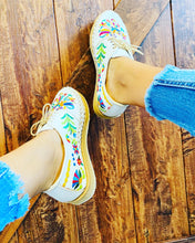 Load image into Gallery viewer, Loafers Otomi - White
