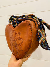 Load image into Gallery viewer, Corazón Crossbody Purse
