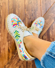 Load image into Gallery viewer, Loafers Otomi - White
