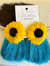 Load image into Gallery viewer, Girasol Earrings
