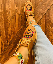 Load image into Gallery viewer, Frida Loafers - Tan
