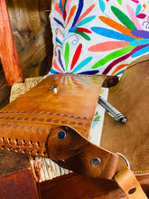 Load image into Gallery viewer, Valentina Crossbody Purse
