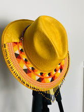 Load image into Gallery viewer, Huichol Suede Hat
