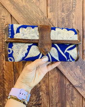 Load image into Gallery viewer, The Bonita Leather Wallet
