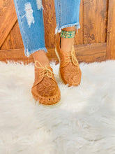 Load image into Gallery viewer, Adelita Loafers - Habana
