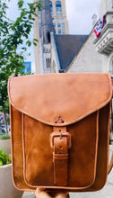 Load image into Gallery viewer, Angela Crossbody Purse
