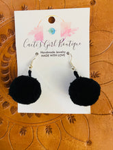 Load image into Gallery viewer, Pom- Pom Earrings

