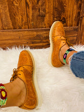 Load image into Gallery viewer, Adelita Loafers - Tan
