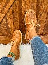 Load image into Gallery viewer, Adelita Loafers - Habana
