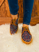 Load image into Gallery viewer, Vintage Loafers
