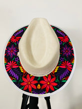 Load image into Gallery viewer, Flower Suede  Hat
