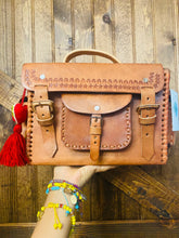 Load image into Gallery viewer, Yadira Crossbody Purse
