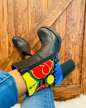 Load image into Gallery viewer, Yoyi’s Boot - Black

