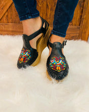 Load image into Gallery viewer, Otomi Platforms - Black

